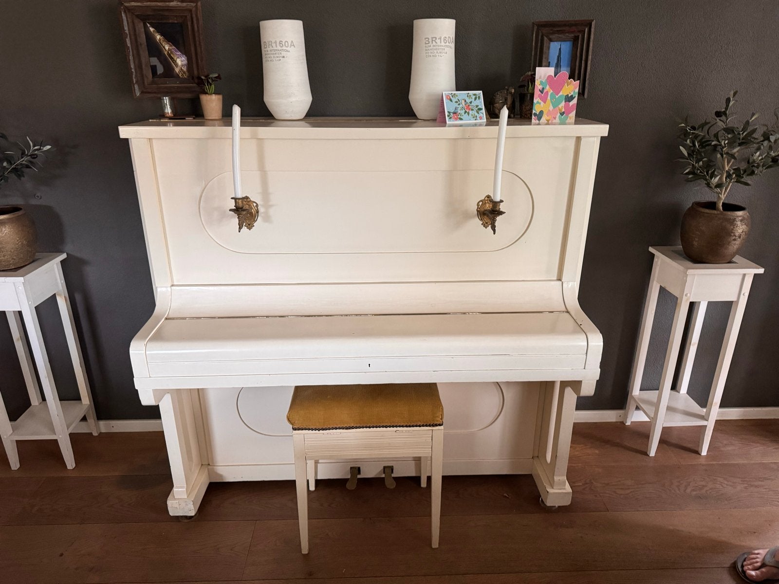 Prachtige witte piano met krukje, Muziek en Instrumenten, Ophalen, Gebruikt, Wit, Piano