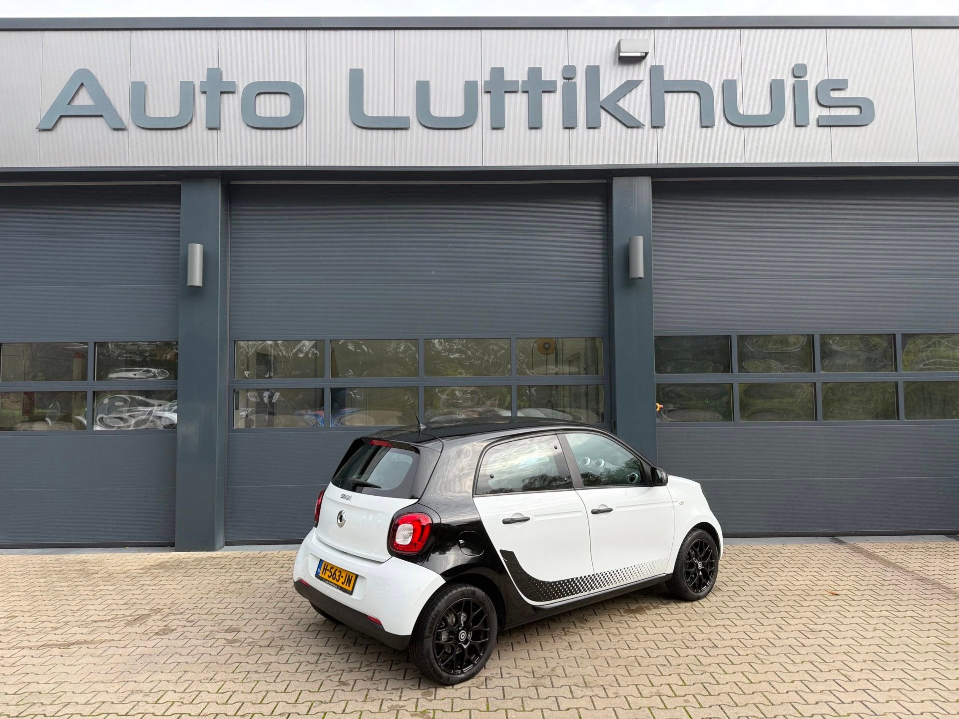 Smart Forfour 1.0 Passion Leuke sportieve 4persoons auto, Auto's, Dealer onderhouden, Gebruikt, Bluetooth, Met garantie (alle)