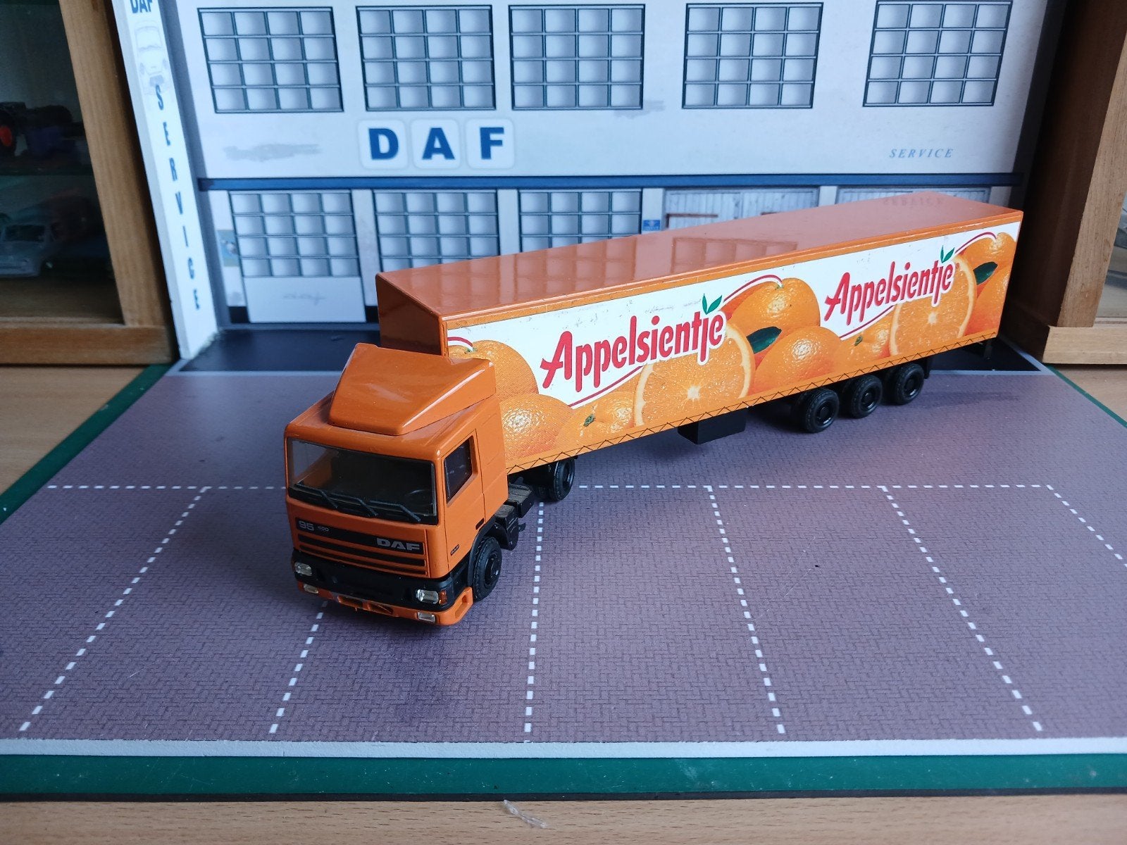 Daf 95, Ophalen, Zo goed als nieuw, Bus of Vrachtwagen, Lion Toys
