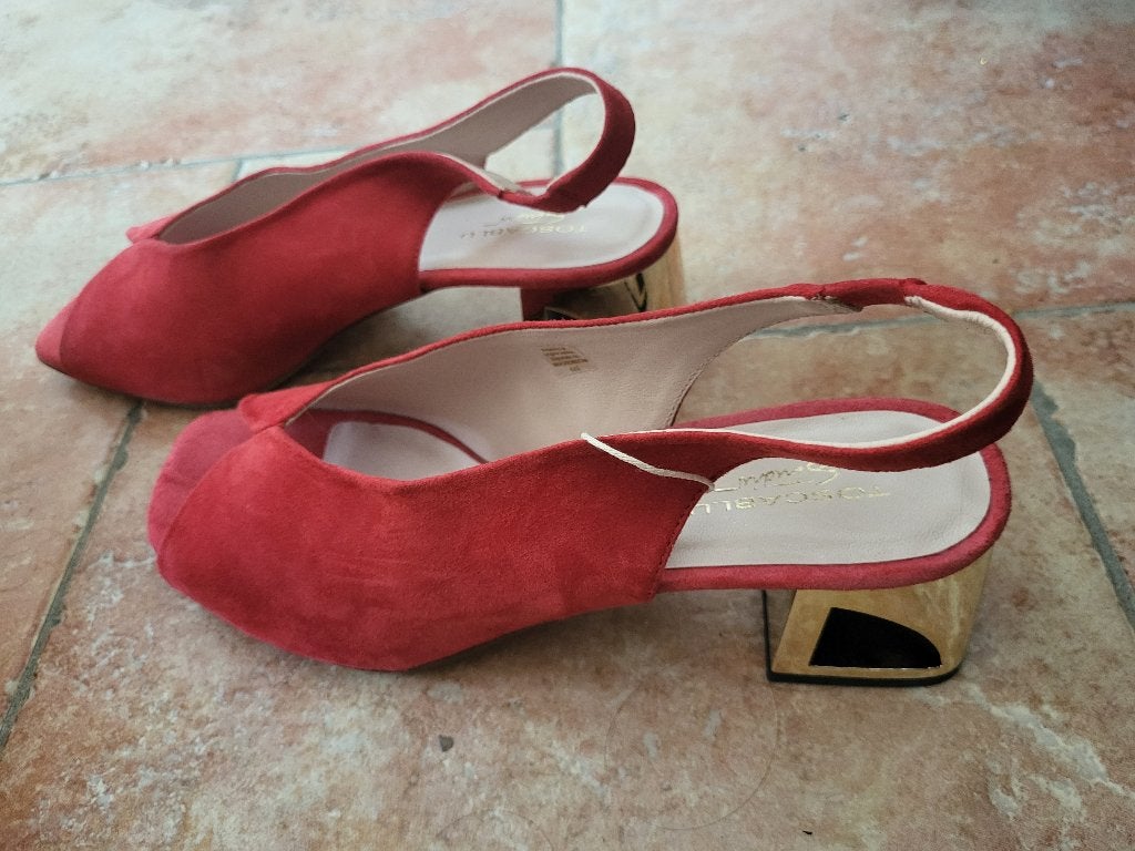 Mooie sandalen Toscablue maat 41, Kleding | Dames, Schoenen, Blauw, Zo goed als nieuw, Sandalen of Muiltjes, Ophalen of Verzenden