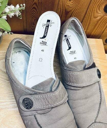 Jenny schoenen maat 43, Ophalen of Verzenden, Zo goed als nieuw, Instappers, Beige