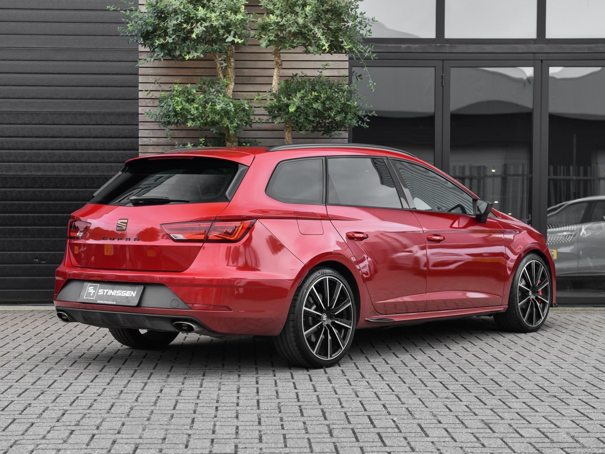 SEAT Leon ST 2.0 TSI 4DRIVE CUPRA Brembo Adaptive cruise Pan, Auto's, Seat, Automaat, 15 km/l, Gebruikt, 4 cilinders