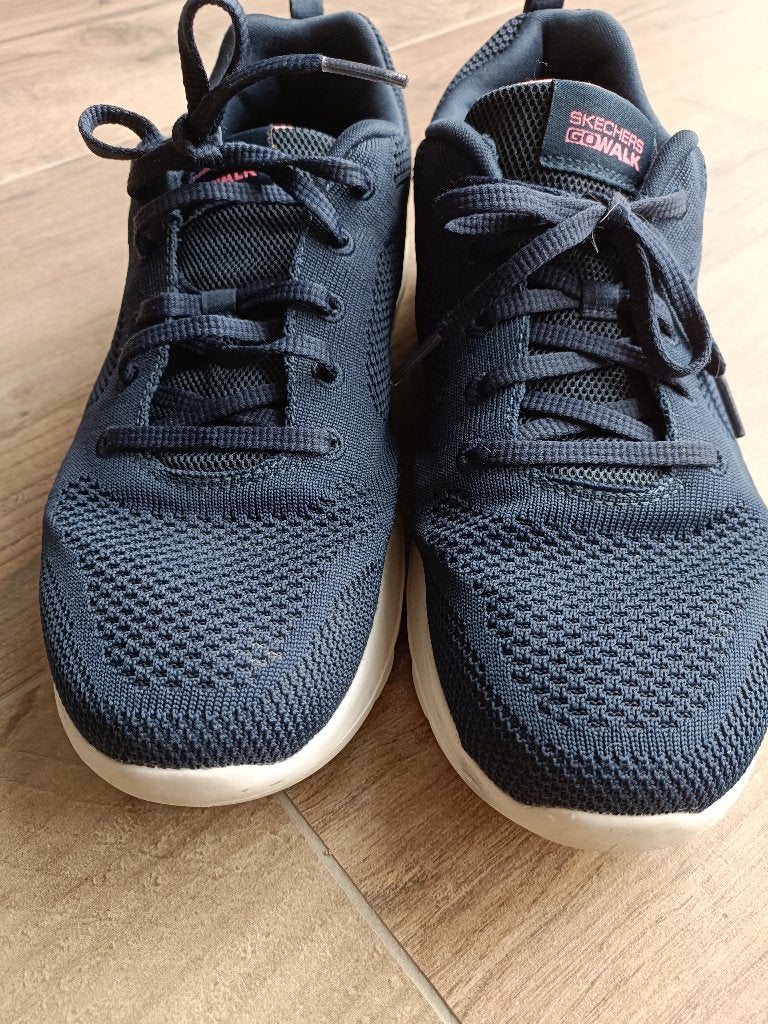Skechers Go Walk maat 40 blauw, Skechers, Blauw, Ophalen of Verzenden, Sneakers of Gympen