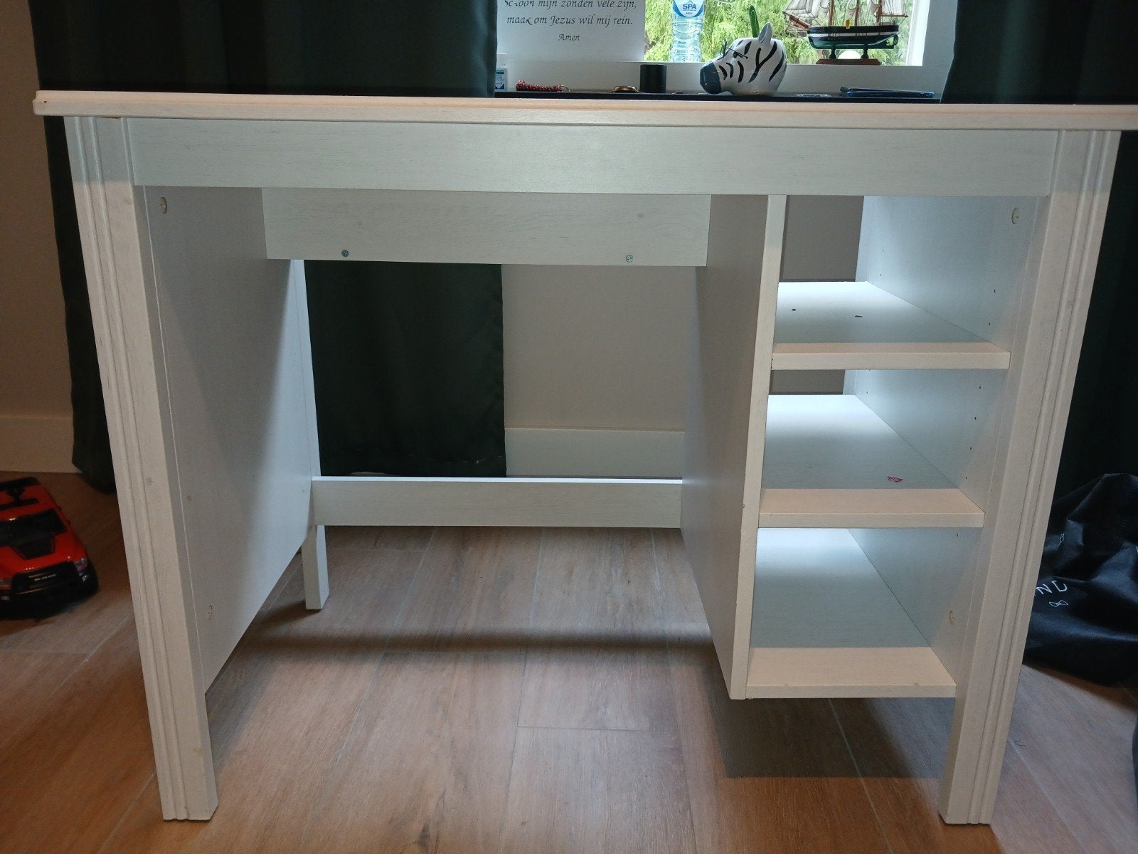 Wit bureau met opbergvakken, Ophalen, Opbergruimte, Gebruikt, Hout