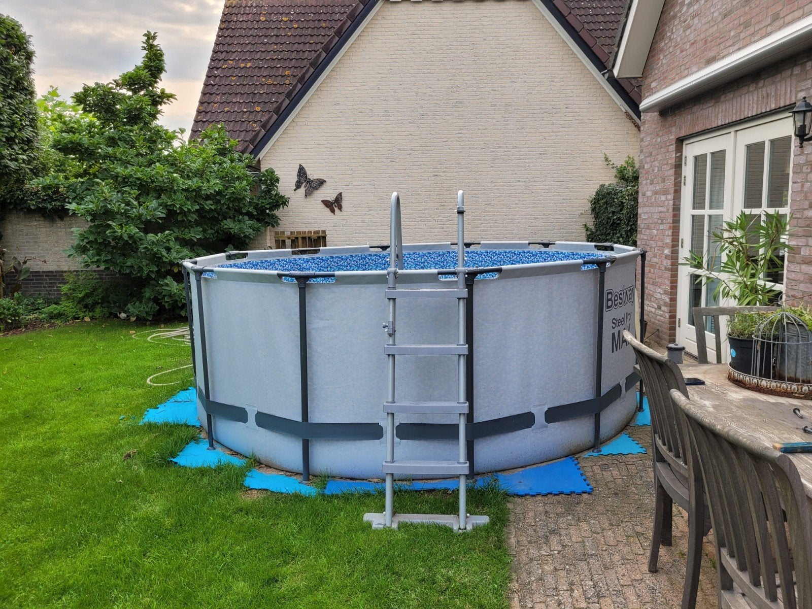 Bestway steel pro max zwembad 3.66 x 1.22, incl pomp en trap, Gebruikt, Rond, 300 cm of meer, Opzetzwembad