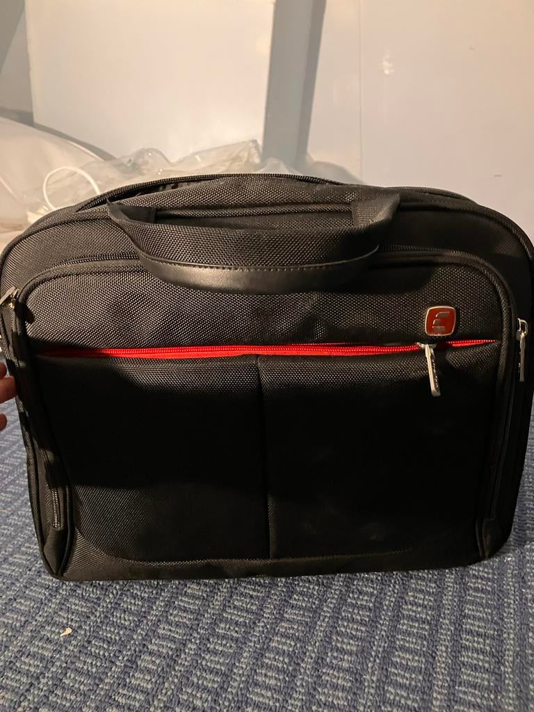 Cirafon Zwarte laptoptas met rode accenten, Ophalen of Verzenden, Overige typen