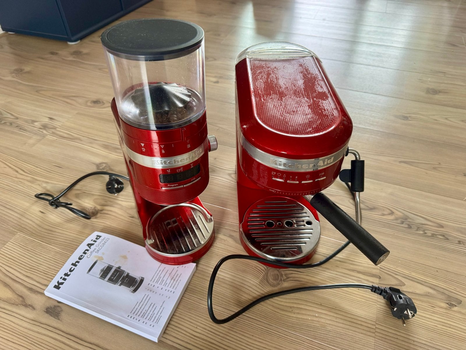 KitchenAid Espresso Apparaat met Koffiemolen Rood, Gebruikt, Espresso apparaat, Koffiebonen, 2 tot 4 kopjes