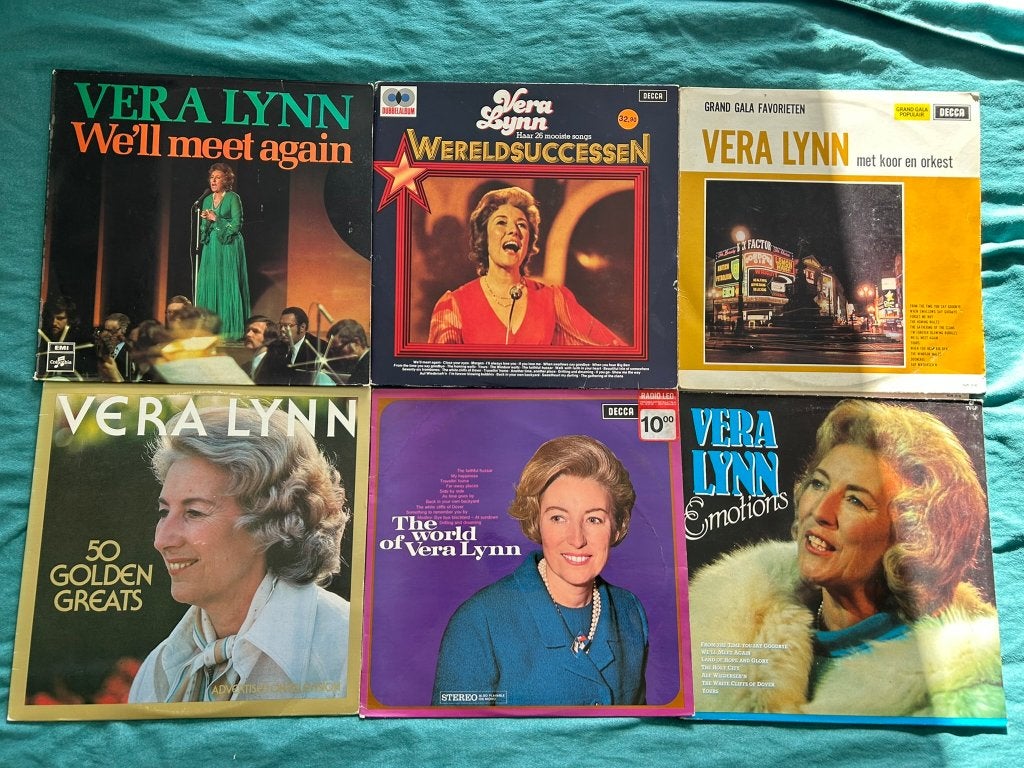 14 LP's Vera Lynn (ook per stuk te koop), LP, Gebruikt, Ophalen of Verzenden, Levenslied of Smartlap