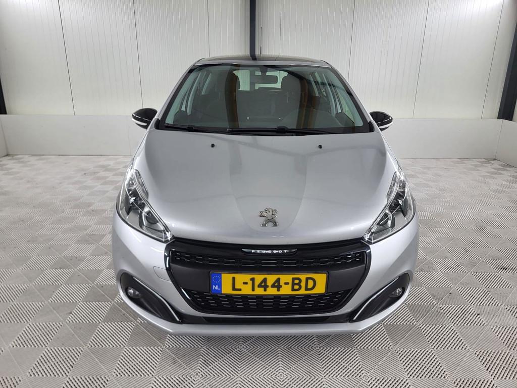 Peugeot 208 1.2 PureTech Camera, Panodak, App-connect, Stoel, Voorwielaandrijving, Stof, 1199 cc, 82 pk