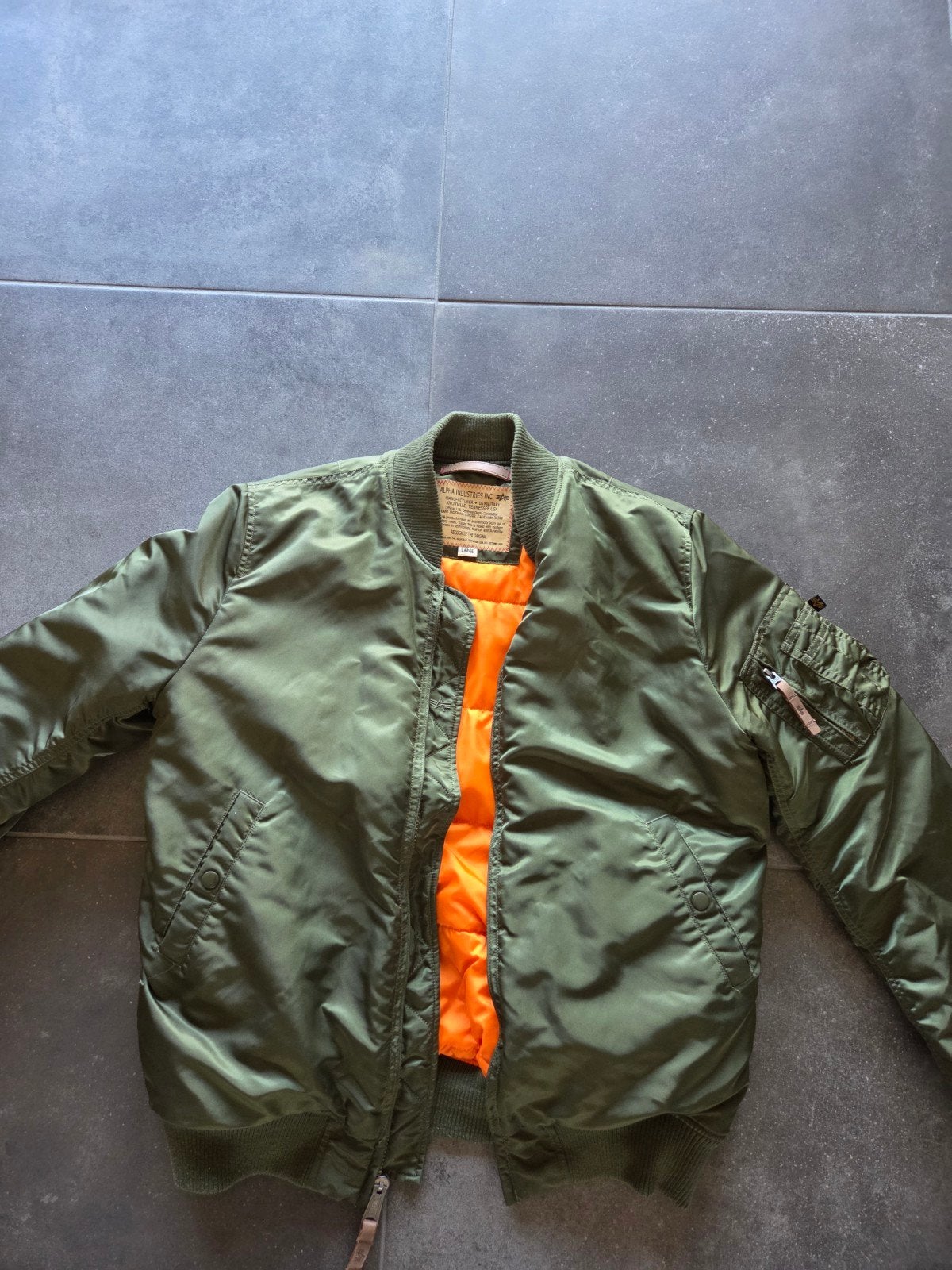 Alpha Industries MA-1 Bomberjack - Groen - Maat L, Maat 52/54 (L), Alpha Industries, Ophalen of Verzenden, Zo goed als nieuw