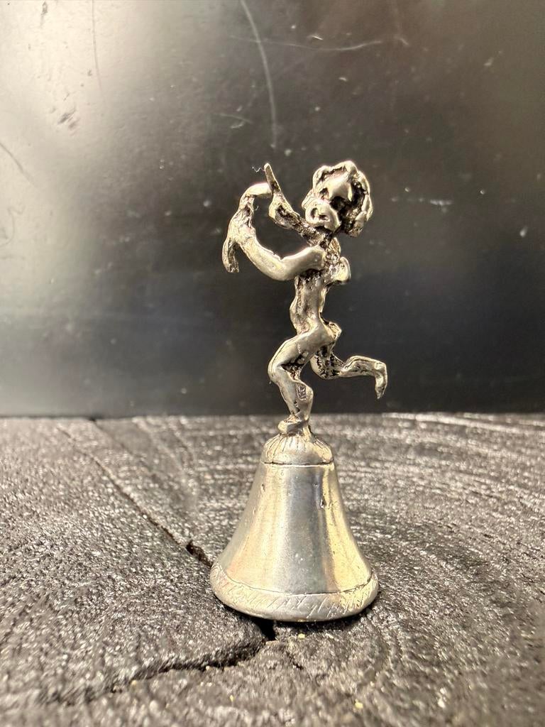 Zilveren belletje met cupido, Verzenden, Zilver