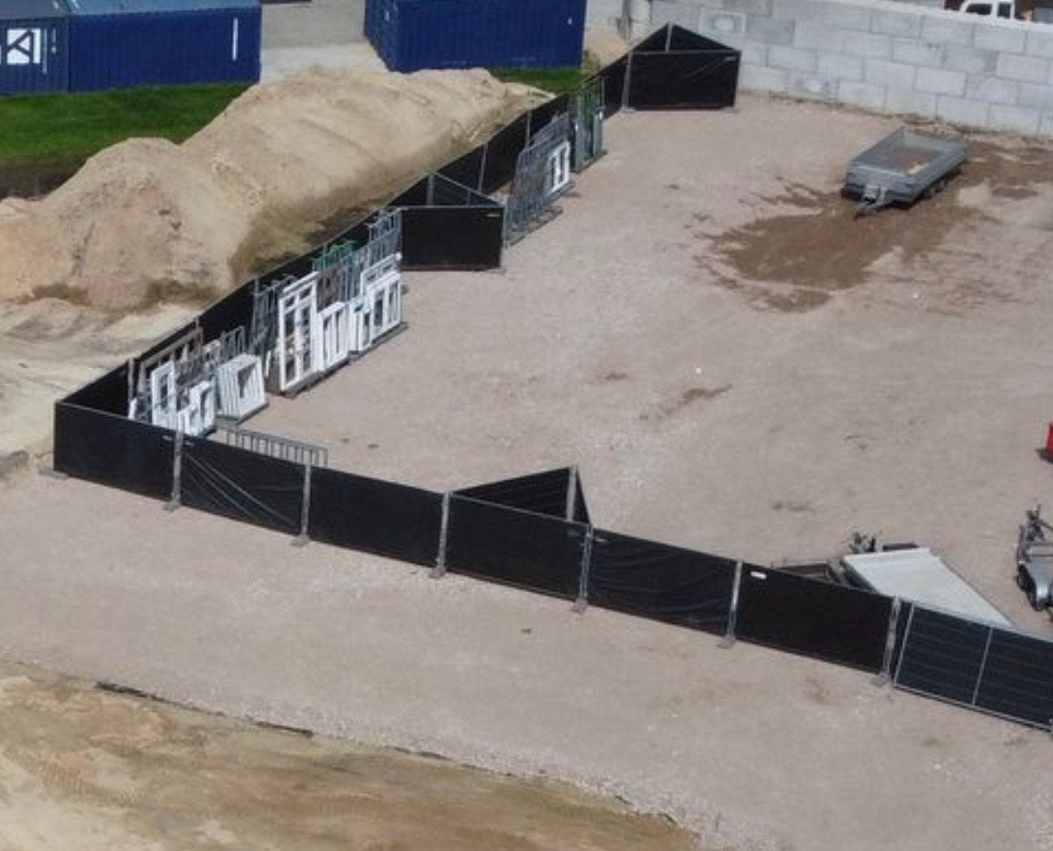 28x Bouwhek incl. Zwarte Zeilen Kunststof Blokken en Klemmen, Ophalen, Zo goed als nieuw