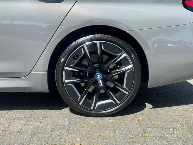 BMW 5-serie 545e xDrive High Executive, Auto's, BMW, 12 maanden, Gebruikt, Euro 6, 394 pk