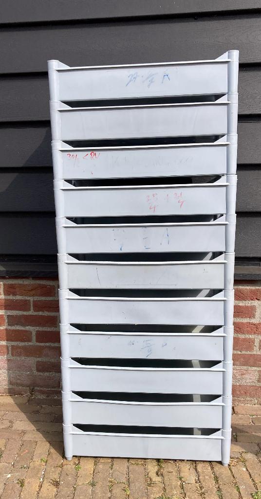 bak; stapelbaar; 50 * 30 * 16 cm., Ophalen, Kunststof, Gebruikt, Minder dan 30 cm