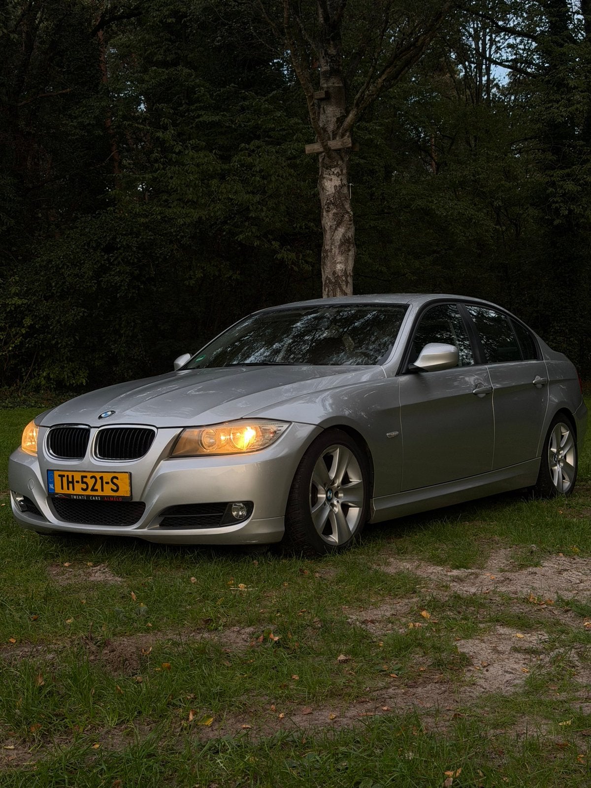 BMW 3-Serie 2.0 I 320 125KW 2008 Grijs, Auto's, 1345 kg, 1995 cc, Zwart, 4 cilinders