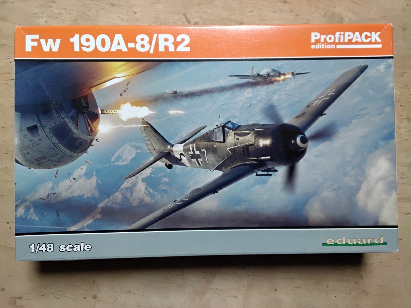 Aan begonnen: Fw 190A-8/R2, 1:48 met Eduard detailsets, Overige merken, Gebruikt, Ophalen of Verzenden, Groter dan 1:72