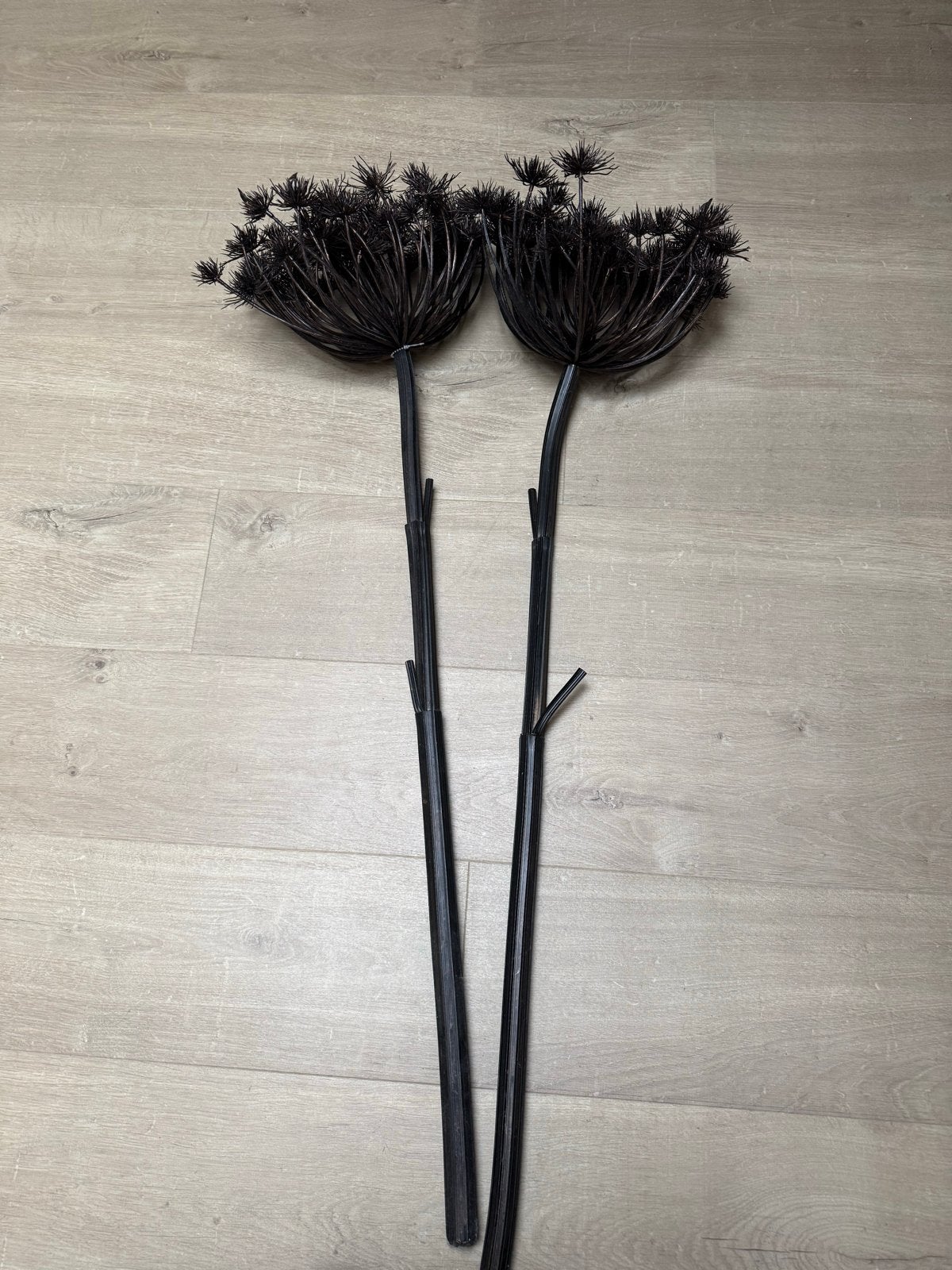 Grote zwarte kunst berenklauw takken - Decoratief, Binnen, Zo goed als nieuw, Kunststof, Kunsttak