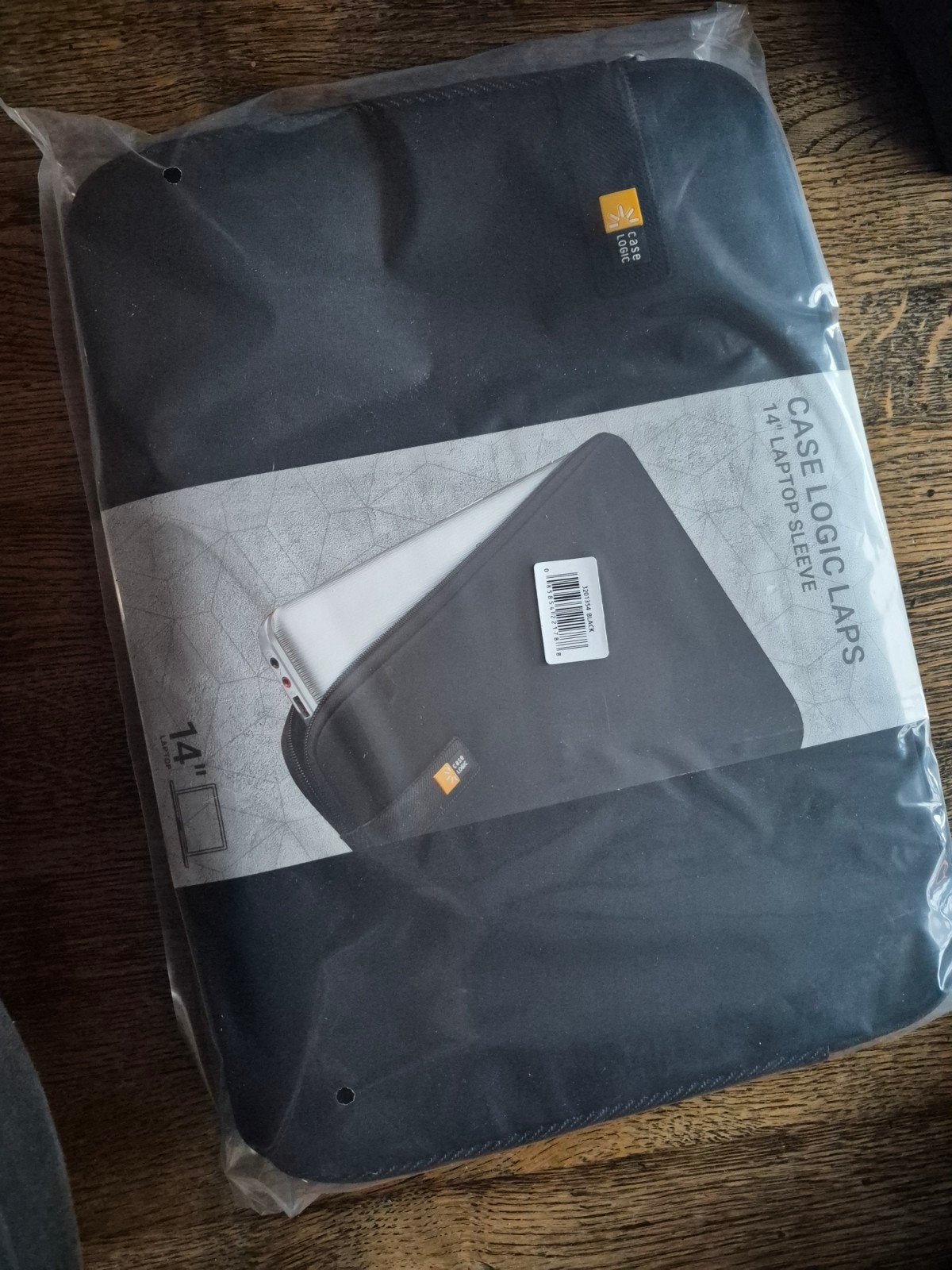 Nieuwe Case Logic Laptoptas 14 inch - Zwart, Nieuw, Ophalen of Verzenden, Laptophoes, Case Logic