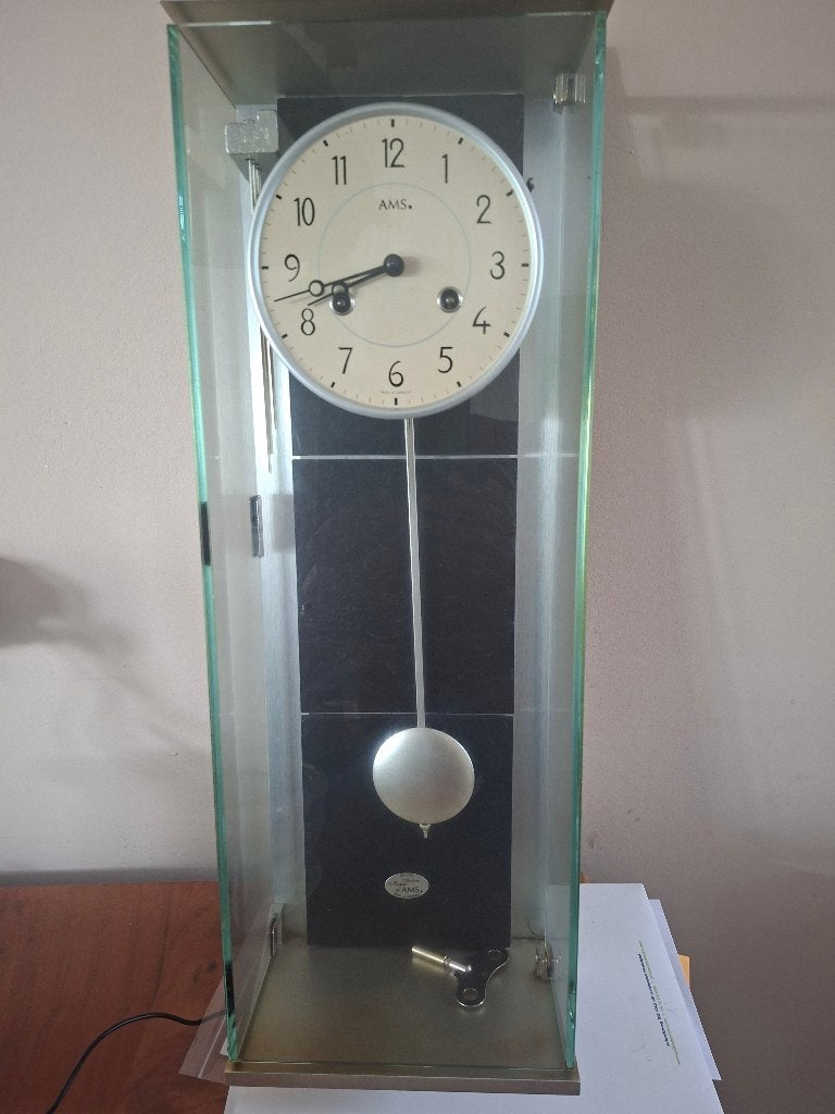Moderne wandklok ; 100% werkend, Ophalen, Analoog, Art deco, Wandklok