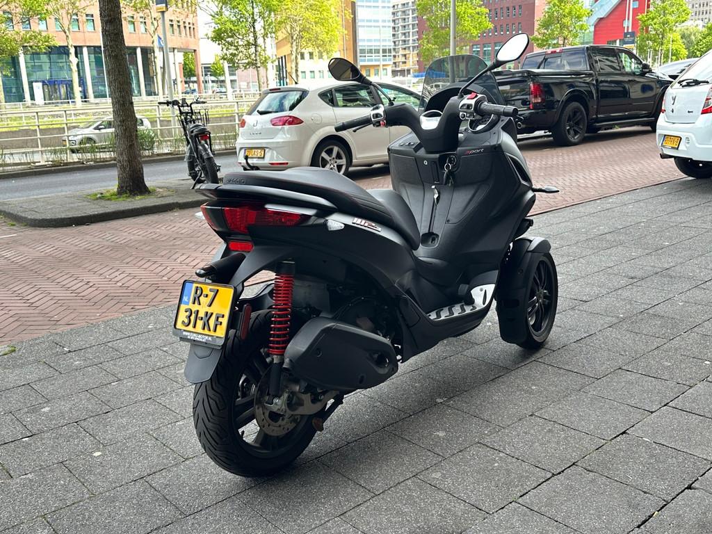 Piaggio Scooter 300 MP3 HPE Sport Alarm Orgineel NL! 3000Km!, Scooter, Bedrijf, 278 cc, 12 t/m 35 kW