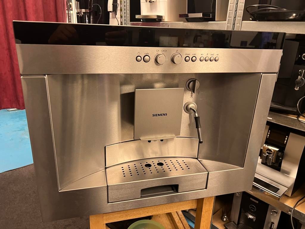 Siemens Volautomatische Inbouw Espressomachine, Witgoed en Apparatuur, Siemens Hausgeräte, 10 kopjes of meer, Koffiemachine, Ophalen of Verzenden