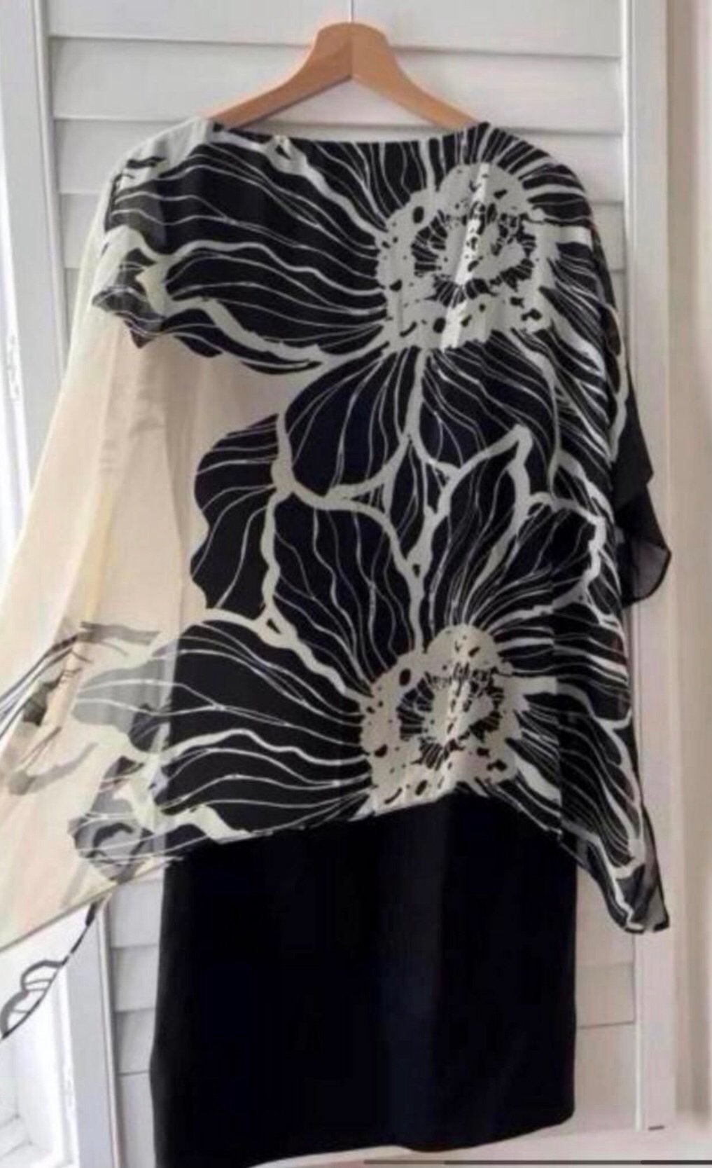 Phase Eight zwarte jurk met zwart creme overlaag maat 38, Maat 38/40 (M), Zo goed als nieuw, Onder de knie, Meerkleurig