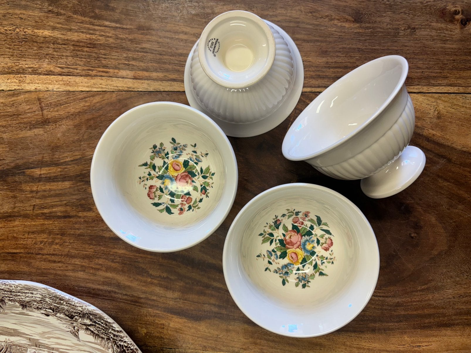 Conway Wedgwood 4 kommen op voet voor soep/pudding/ijscoupe, Ophalen of Verzenden