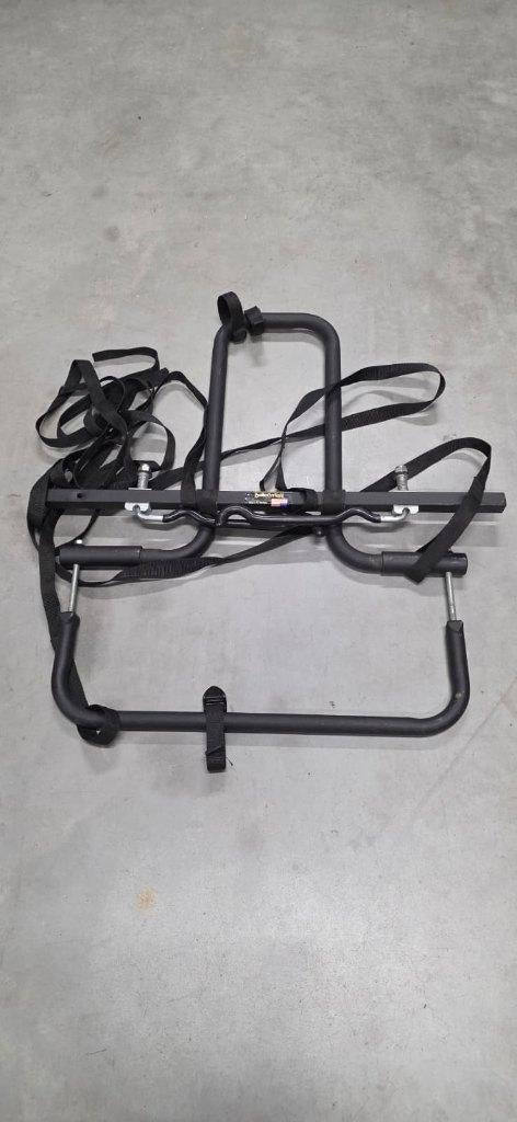 Fietsendrager Jeep Wrangler (op achterwiel), Ophalen, 2 fietsen, Zo goed als nieuw, Fietsendrager-accessoire