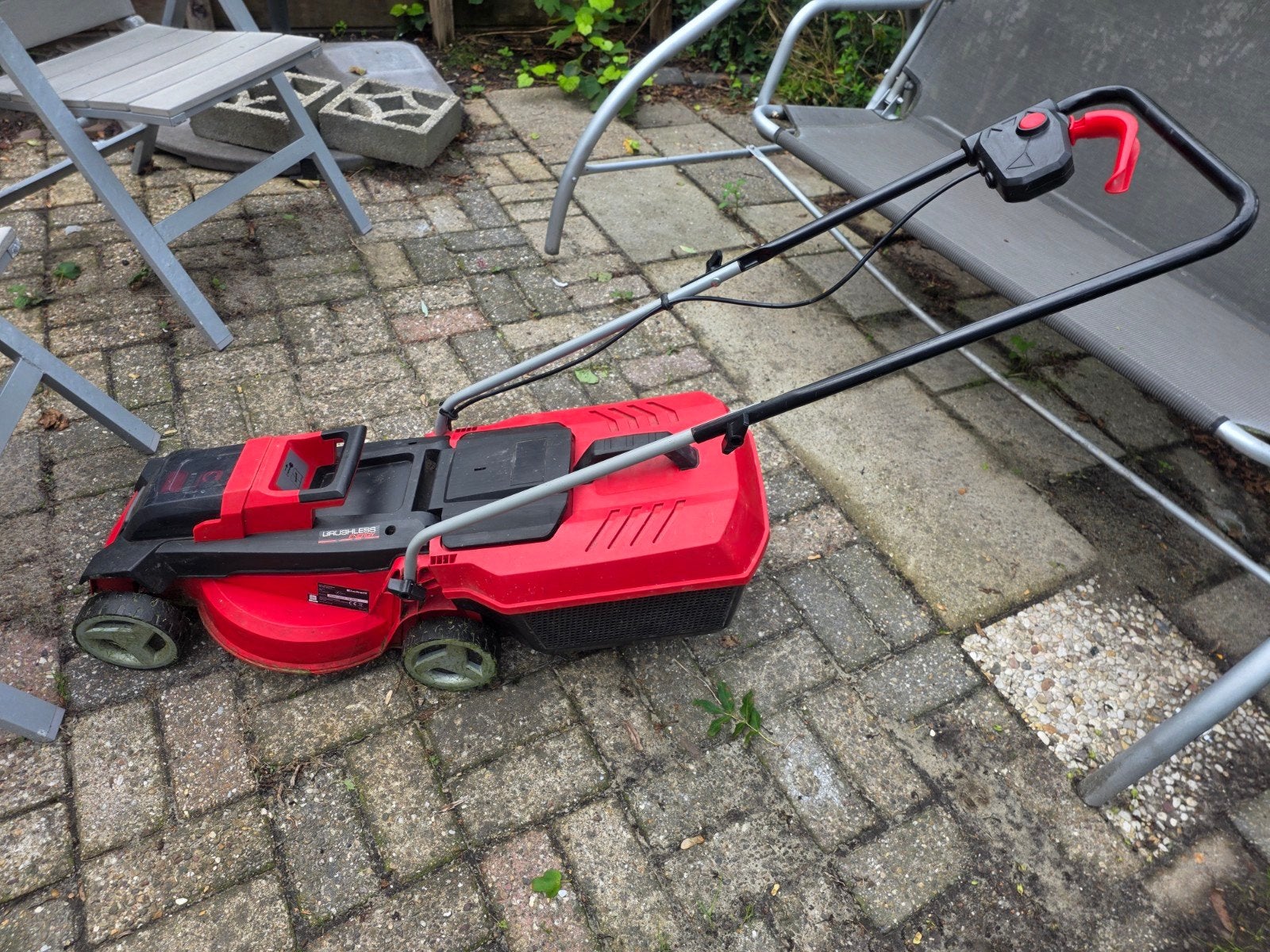Einhell Accugrasmaaier 18/30 Li met 2 accu's en oplader, Tuin en Terras, Ophalen, Cirkelmaaier, Accu-grasmaaier, Einhell
