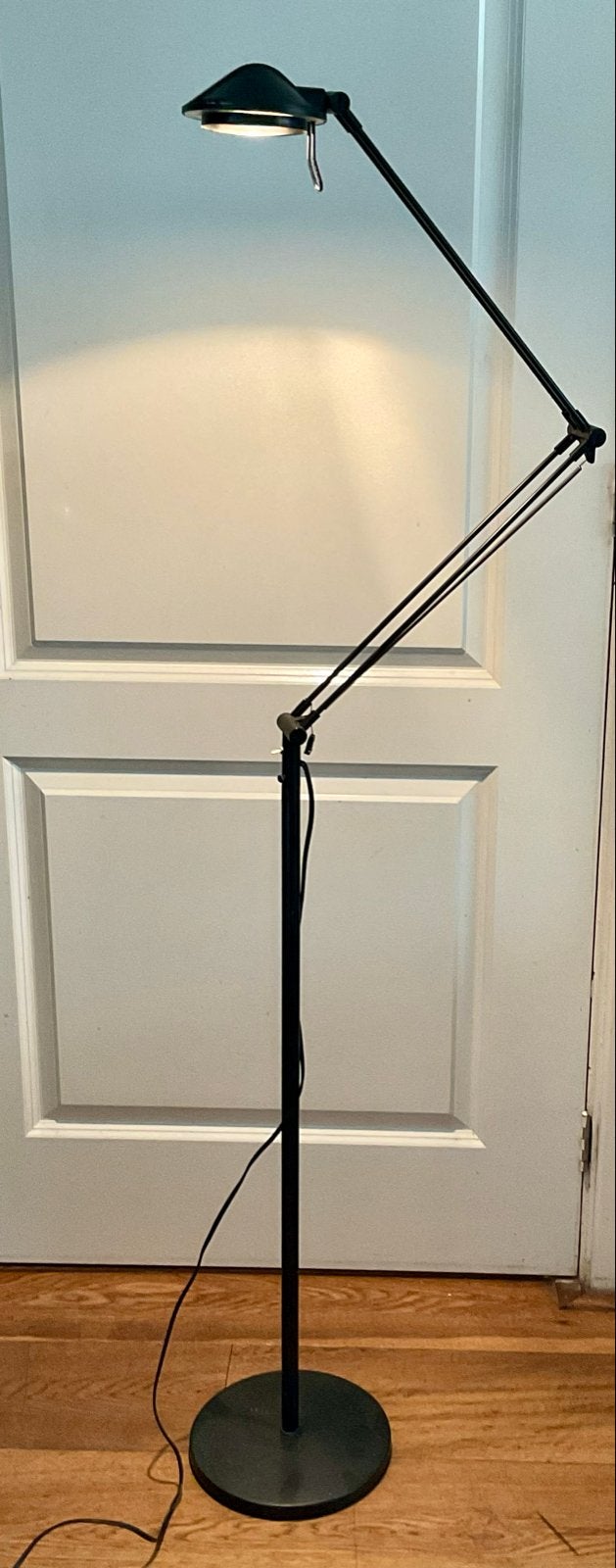 Vintage IKEA vloerlamp met verstelbare arm, Huis en Inrichting, Lampen | Vloerlampen, Ophalen, Gebruikt, Overige fittingen, Metaal