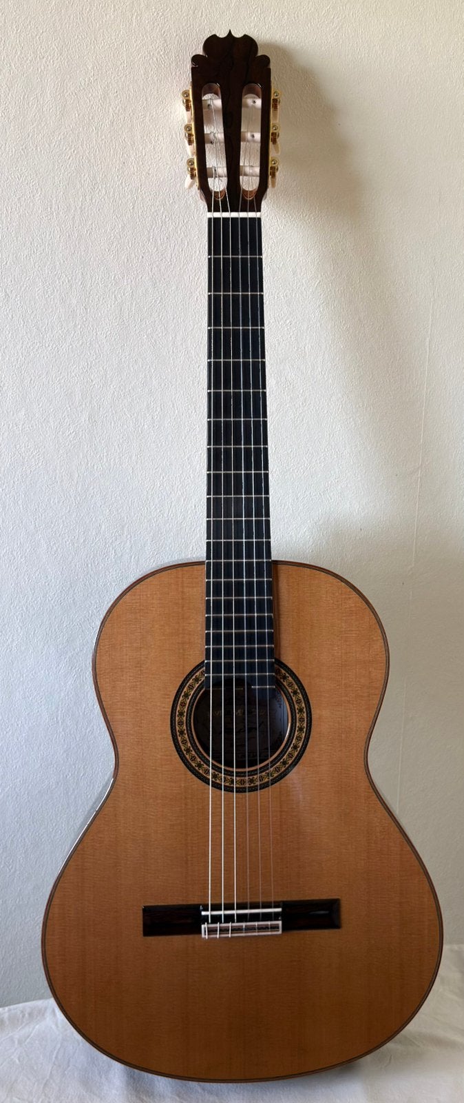 Nieuw! Alhambra Luthier Aniversario Meestergitaar,onbespeeld, Muziek en Instrumenten, Ophalen, Nieuw, Klassieke of Spaanse gitaar