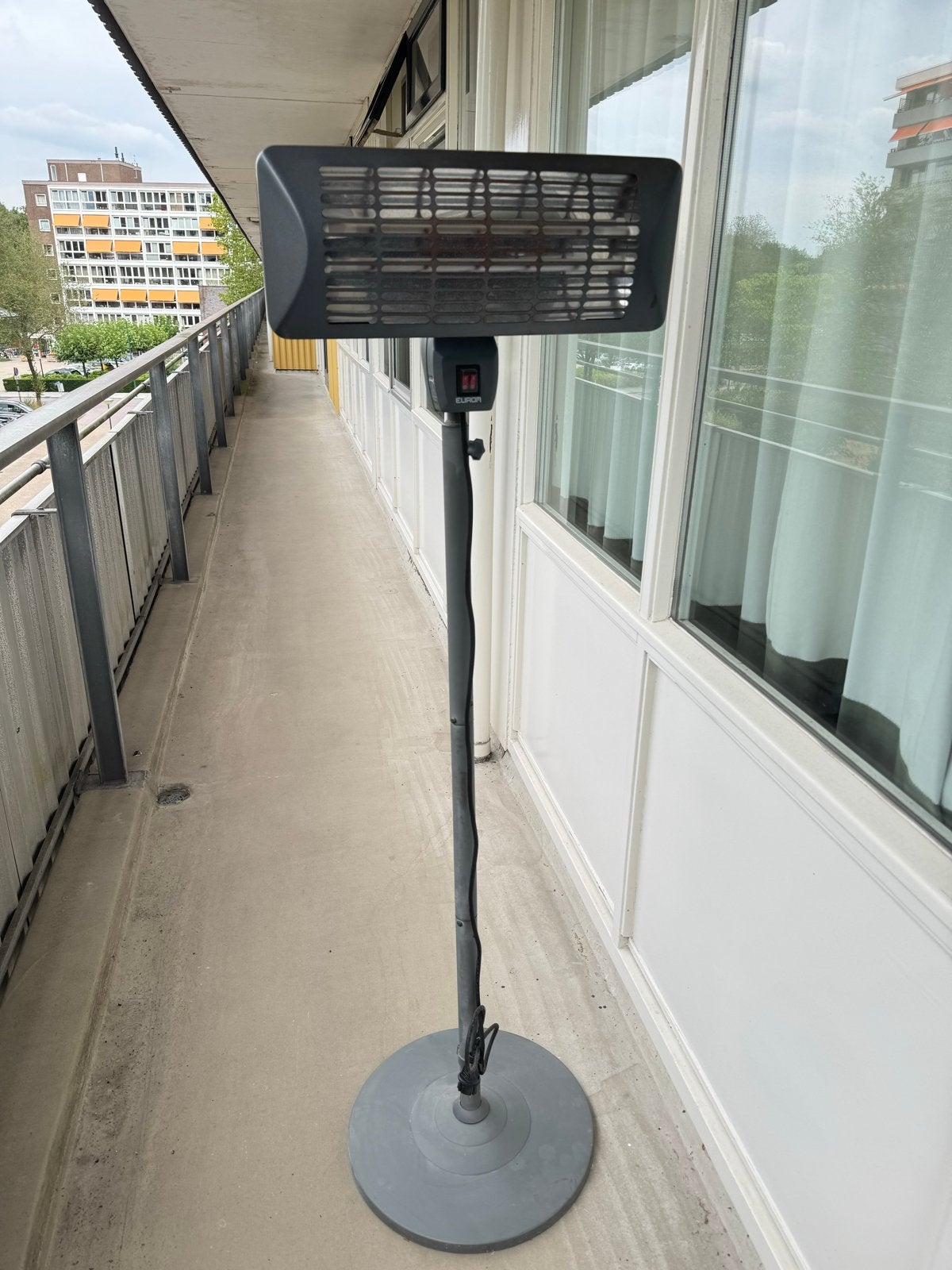 Eurom Q-time 2000S terrasverwarmer - Slechts 2x gebruikt, Ophalen, Zo goed als nieuw, Elektrisch, Vloer