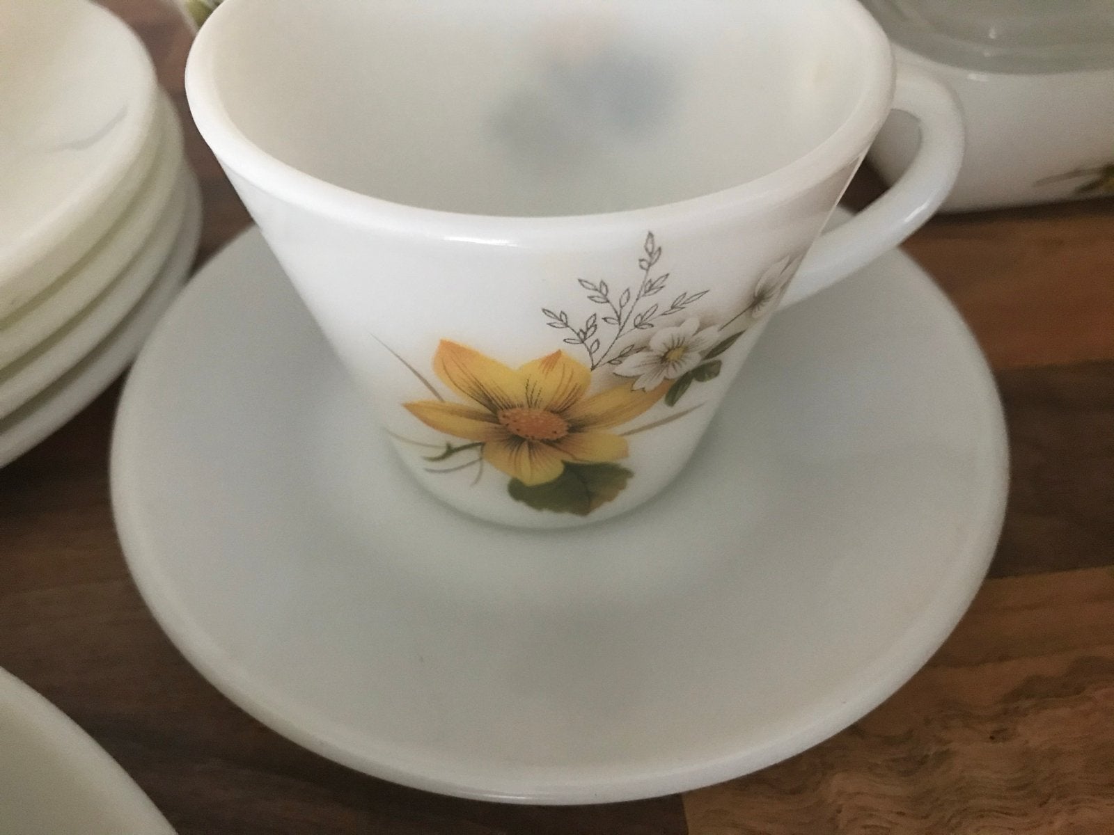 Vintage Servies Set - Bloemenpatroon - Compleet  6 persoons, Overige merken, Keramiek, Vintage, Ophalen of Verzenden