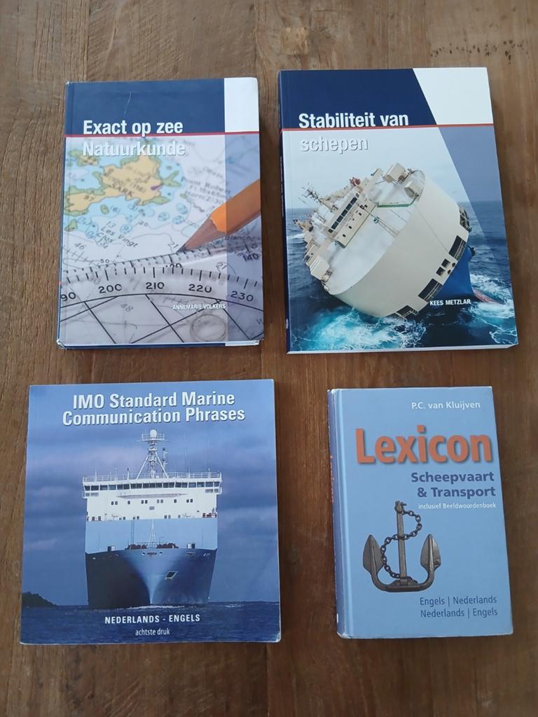 Boekenpakket STC opleiding Maritiem officier alle schepen, Ophalen, Beta