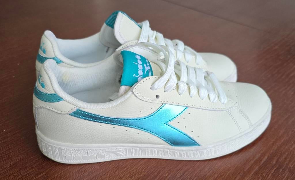 Diadora sneakers maat 38, Kleding | Dames, Schoenen, Ophalen of Verzenden