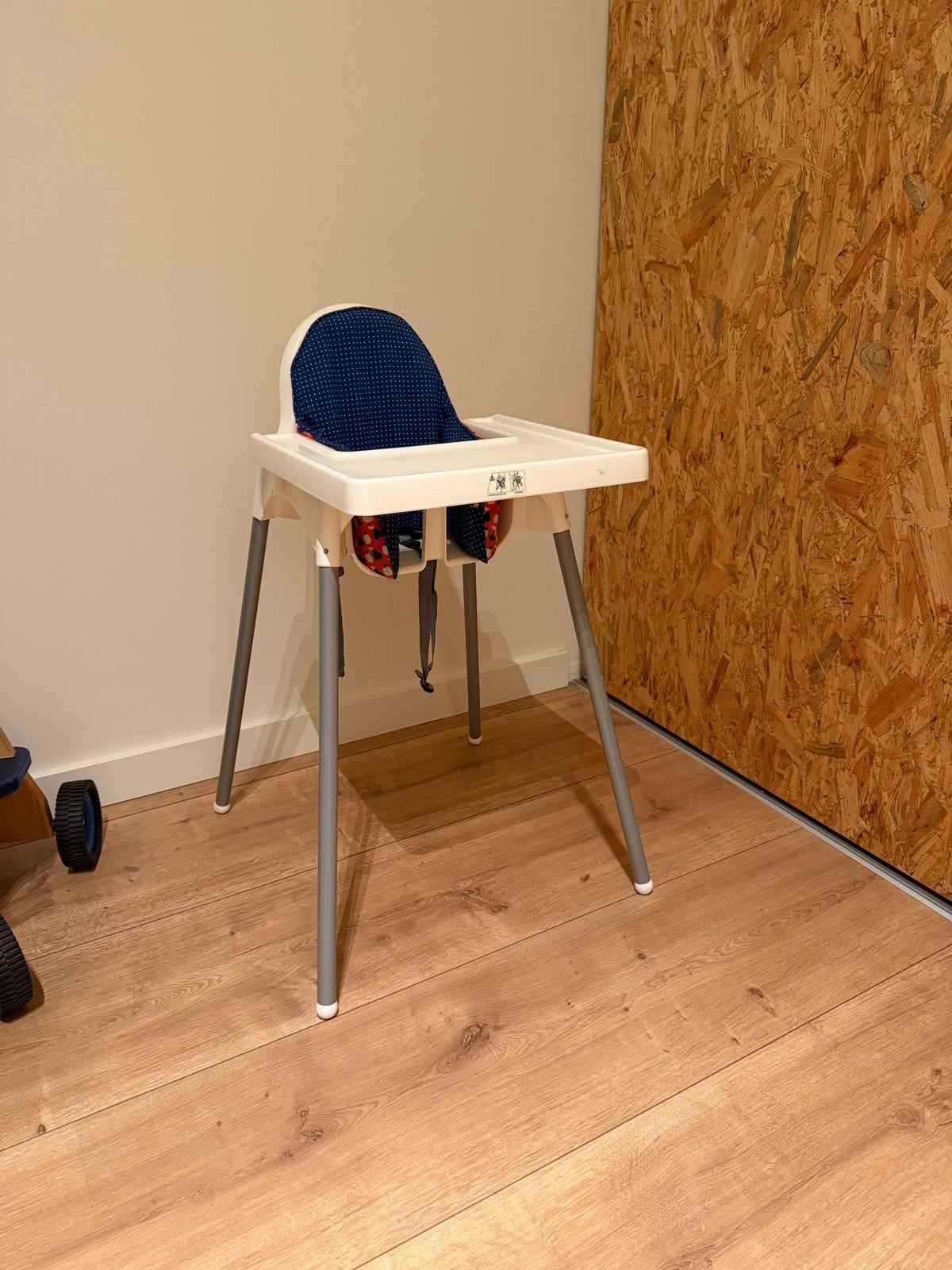 4 x de IKEA Antilop kinderstoel met kussen en gordel, Kinderen en Baby's, Ophalen of Verzenden, Gebruikt, Overige typen, Afneembaar eetblad