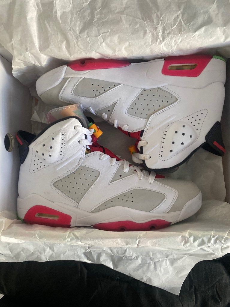 Air Jordan 6 retro hare 42,5, Kleding | Heren, Schoenen, Overige kleuren, Air Jordan, Ophalen of Verzenden, Sneakers of Gympen