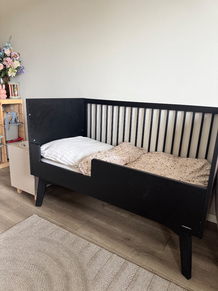 T.w.v. €1800 Volledige kamer Kidsmill: commode, bed en kast, Ophalen, Gebruikt, Kast, 50 tot 70 cm