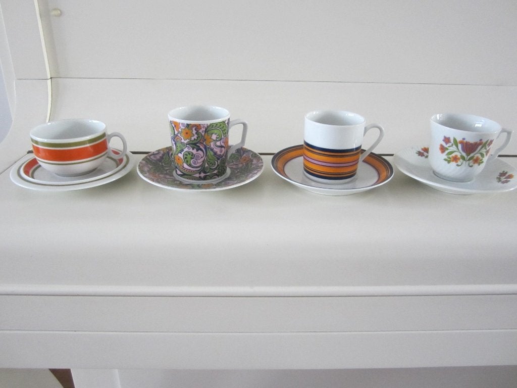Diverse kop en schotels a 1 euro of 6 voor 5 euro, Ophalen of Verzenden, Zo goed als nieuw, Overige stijlen, Kop(pen) en/of Schotel(s)