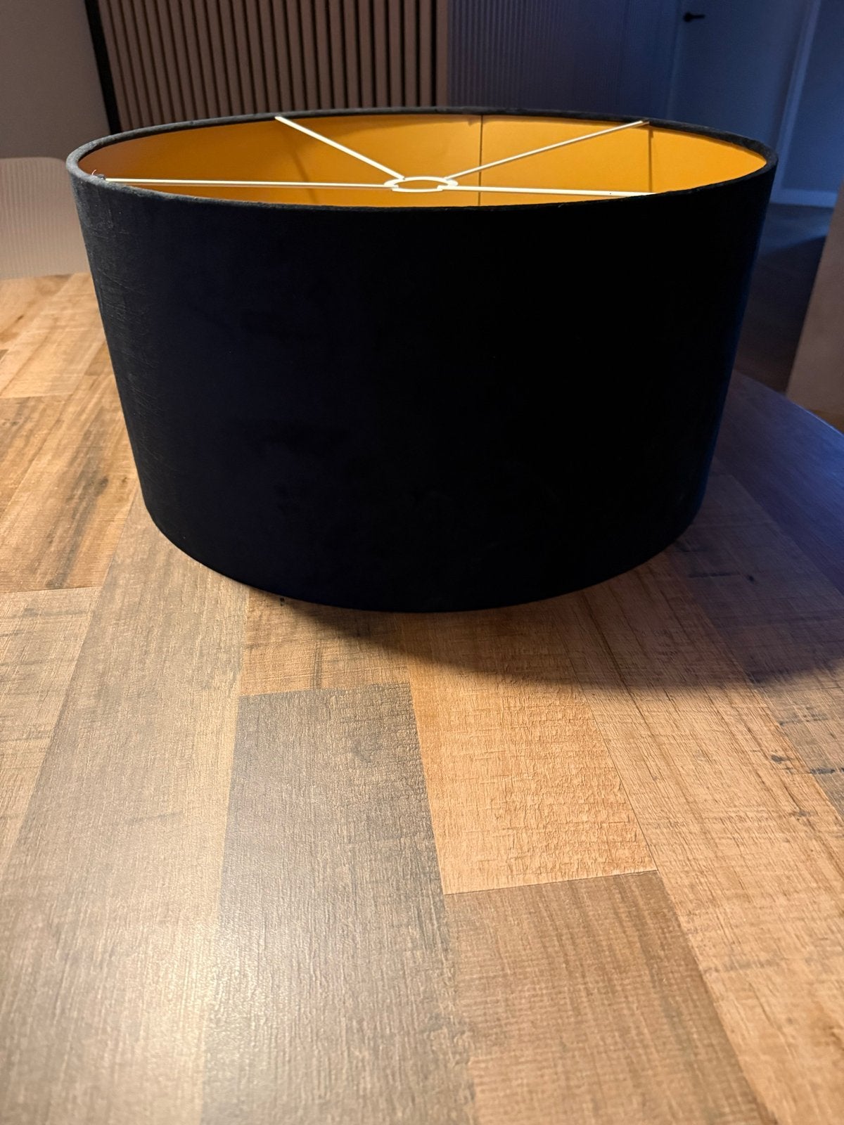 Zwarte lampenkap met gouden binnenkant, Ophalen, Overige typen, Zwart, Rond