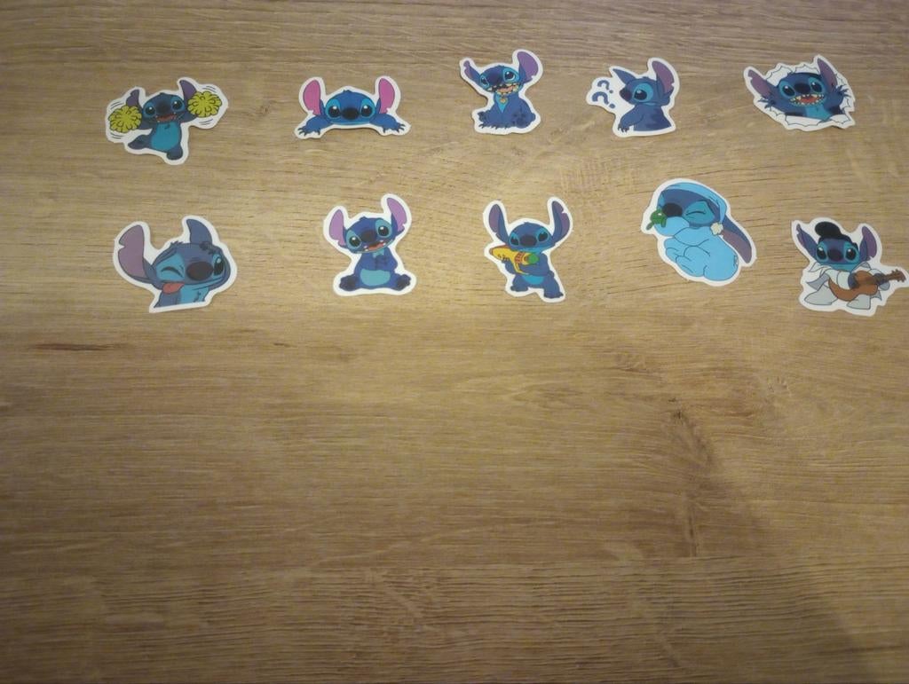 10 verschillende Lilo en Stitch stickers, Ophalen of Verzenden, Nieuw, Meerdere stickers