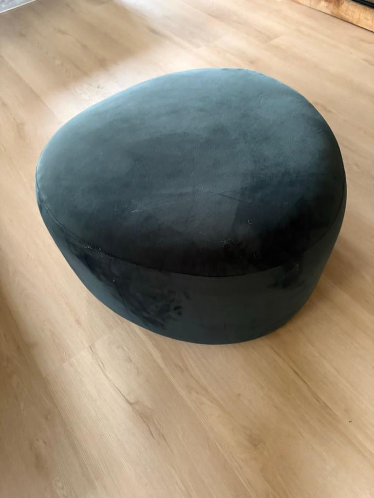 Donkergroene poef, zo goed als nieuw, Huis en Inrichting, Banken | Voetenbanken en Poefen, Ophalen, Zo goed als nieuw, Stof, 50 tot 75 cm