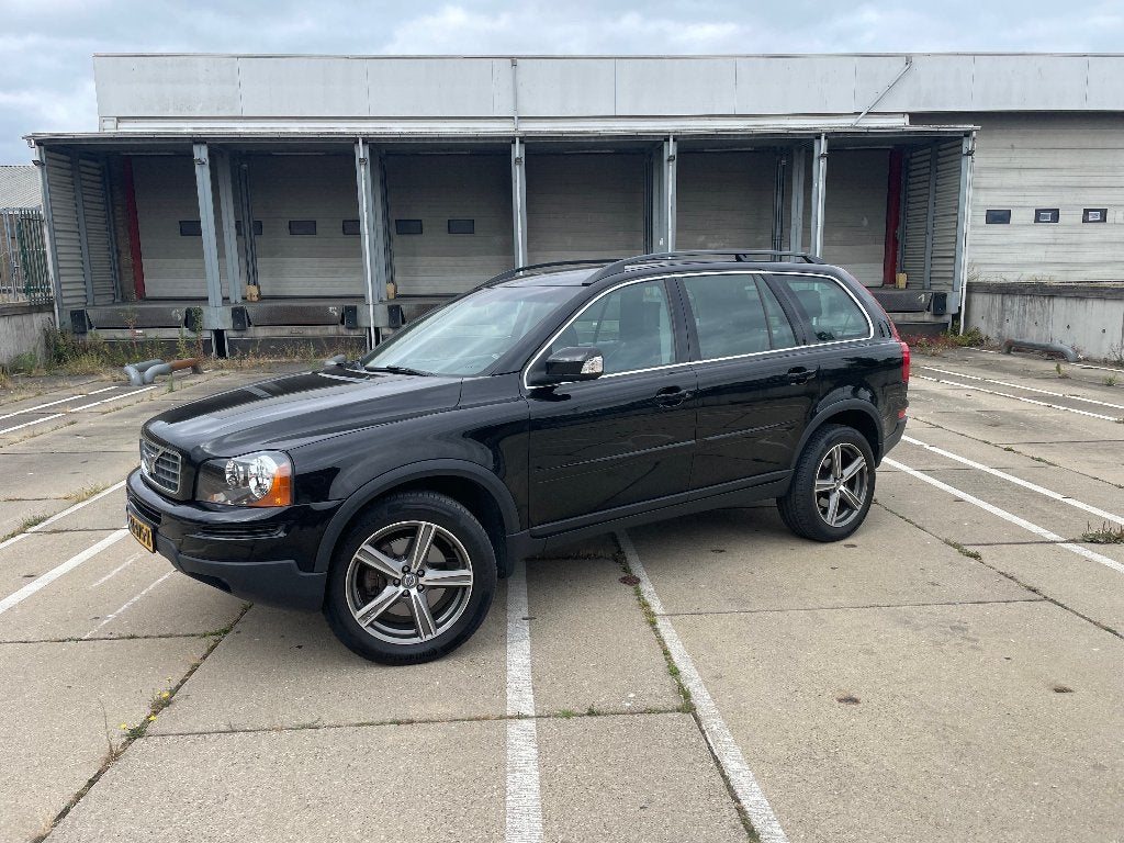 Volvo XC90 3.2 AWD Youngtimer 7 pers Automaat Nieuwe APK, Auto's, 238 pk, 7 stoelen, Zwart, Leder