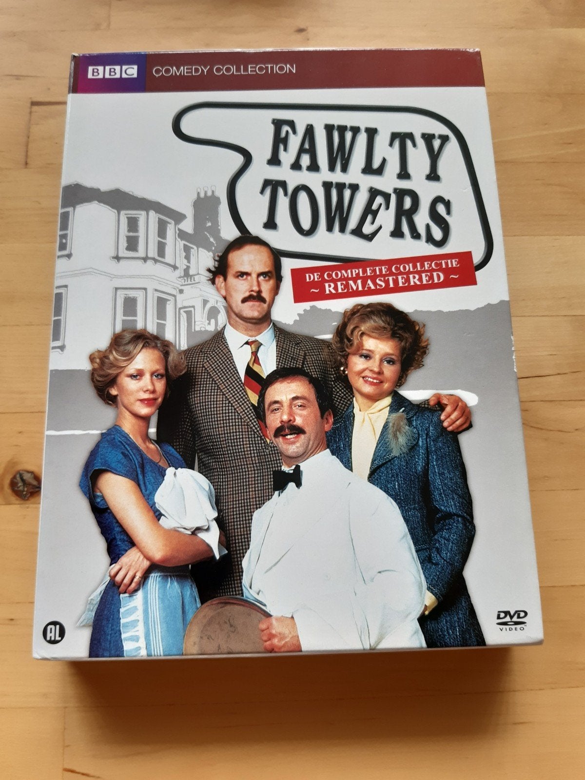 Fawlty Towers dvd Box (3), Alle leeftijden, Ophalen of Verzenden, Zo goed als nieuw, Komedie