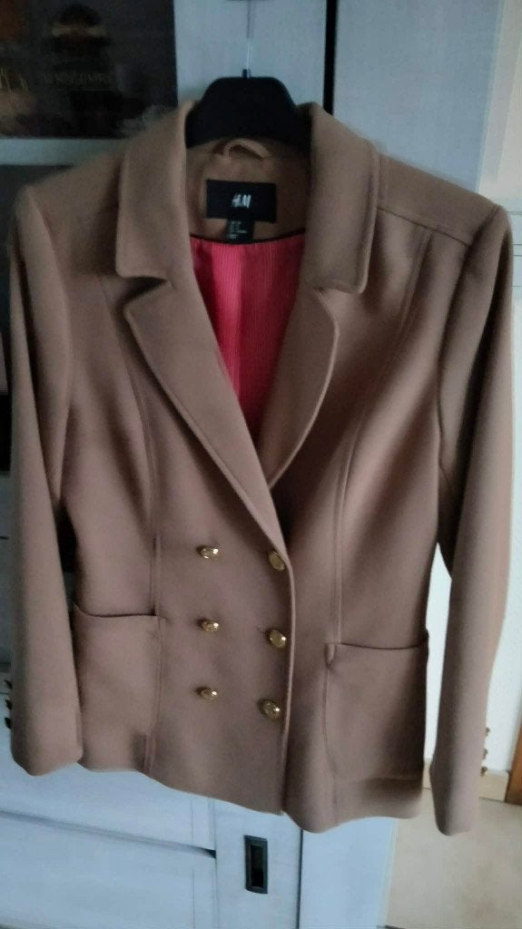 beige blazer / jas H & M maat 38, Maat 38/40 (M), Beige, Ophalen of Verzenden, Zo goed als nieuw