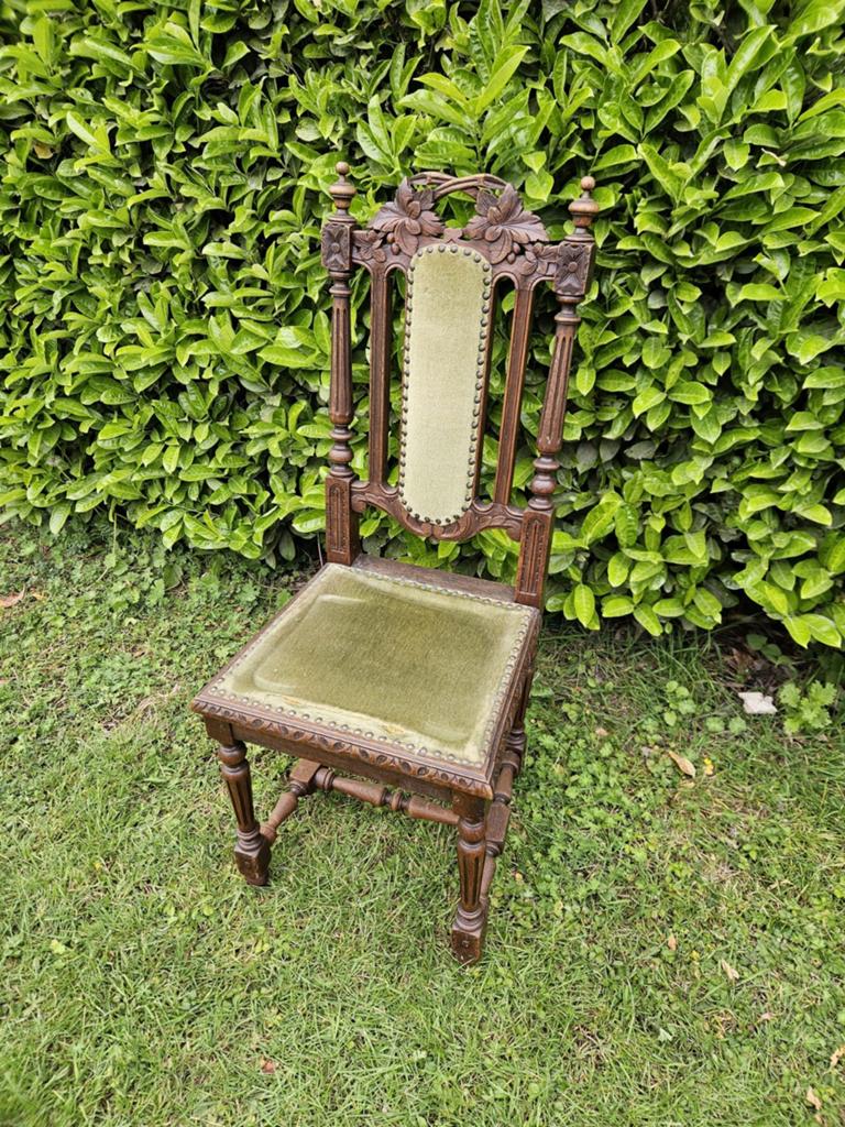 Antieke stoel met houtsnijwerk, Antiek en Kunst, Ophalen