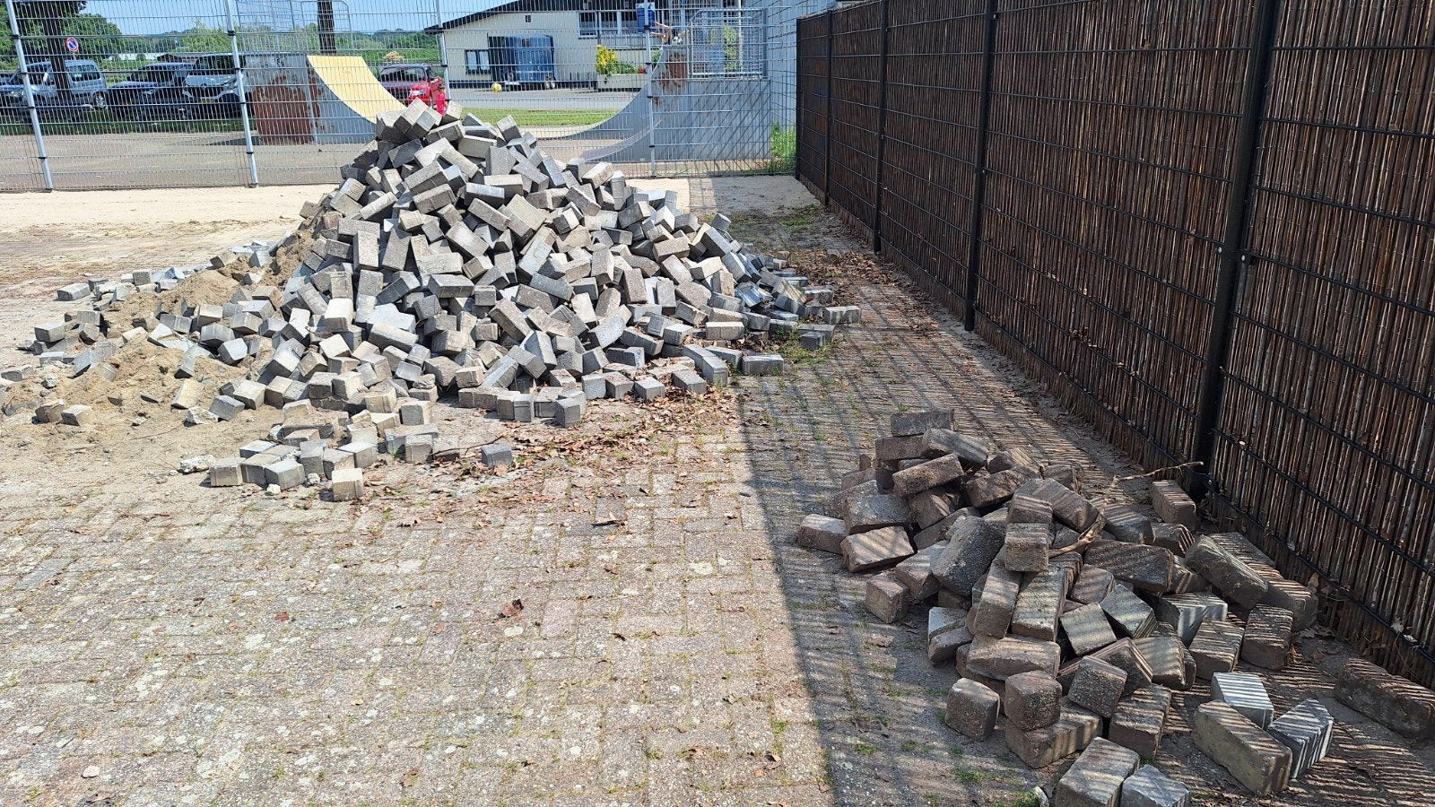 Gebruikte klinkers - Ideaal voor tuin of oprit, Ophalen, Gebruikt, Klinkers, 10 m² of meer
