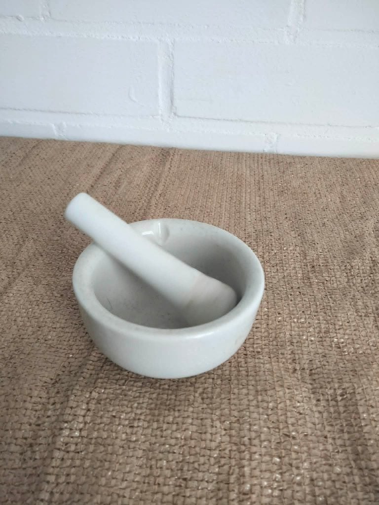Kruidenpotje, Ophalen