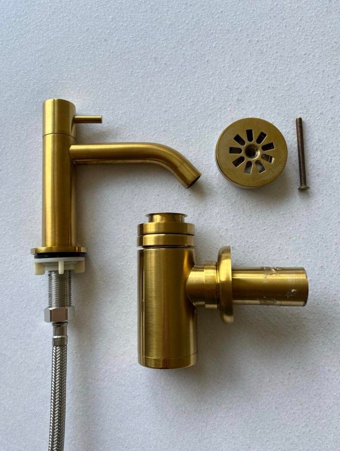Gouden kraan en sifon voor toiletfontein, Doe-het-zelf en Verbouw, Sanitair, Ophalen, Zo goed als nieuw, Koper, Kraan