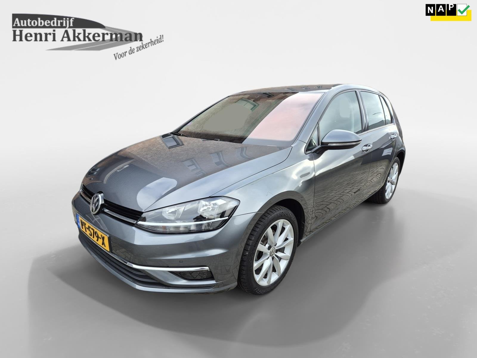 Volkswagen Golf 1.5 TSI Highline, Stof, Euro 6, 4 cilinders, 150 pk